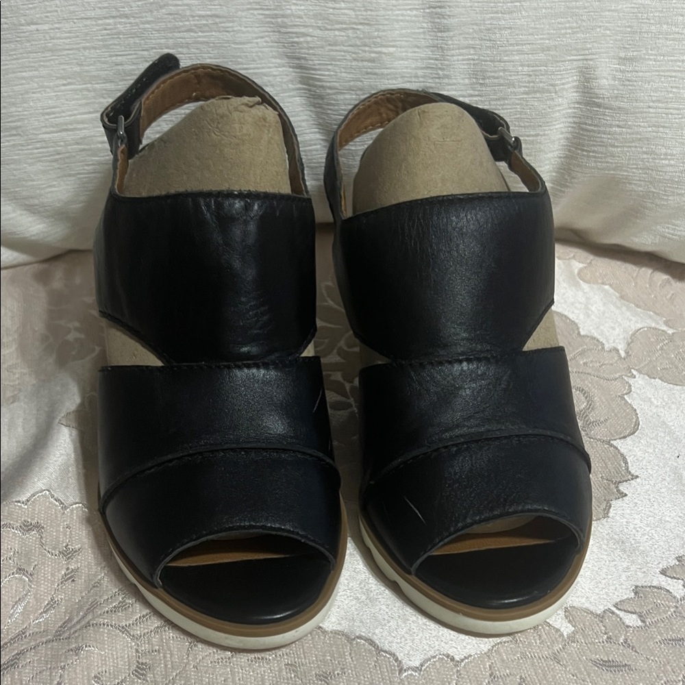 Susina Black Leather Women's Sandals
